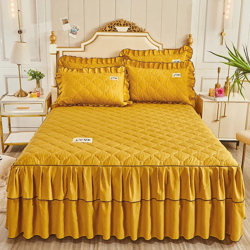 Peter Khanun Ruffle Skirt Bedspread Bed Cover Microfiber Filler Coverlet Lightweight and Breathable for All Season NO Pillowcase