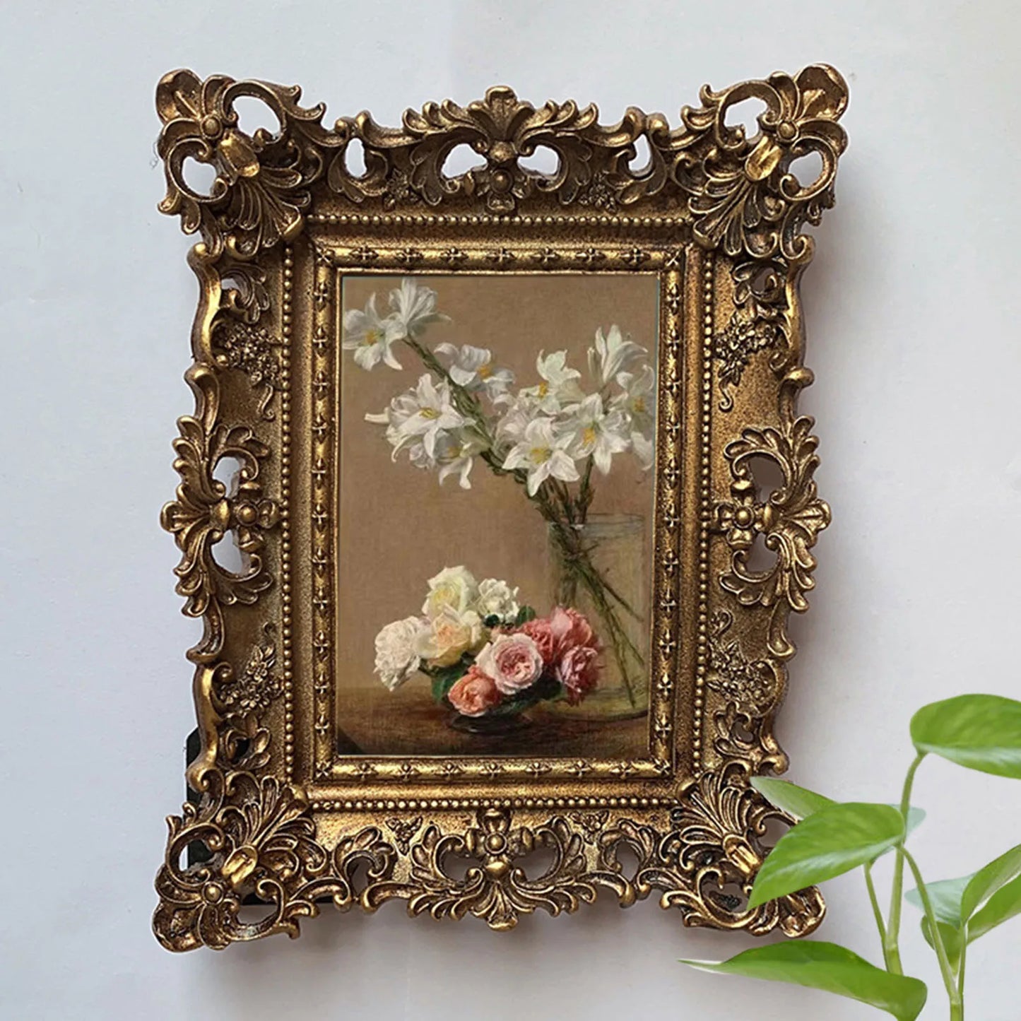 European Style Photo Frame Photo Holder Embossed Floral Tabletop Hanging Picture Display Picture Holder Home Decor