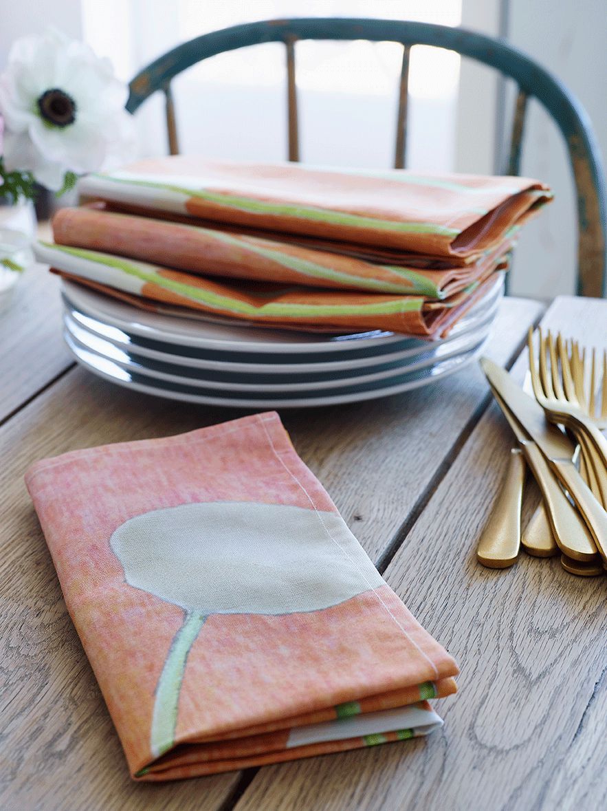 Napkin Set: Cream Flowers on Orange - Bluepandahomedecor