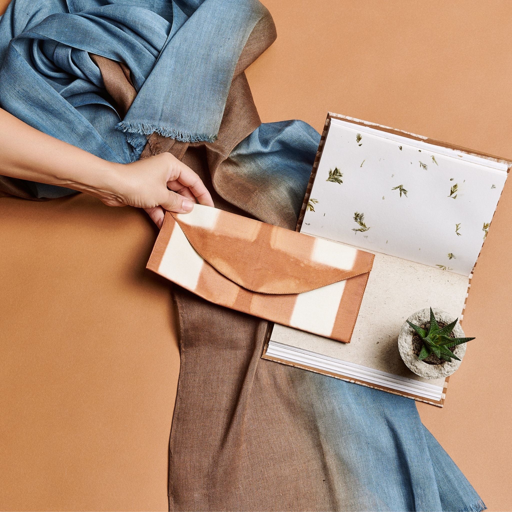 Oak Brown Zero Waste Handmade Artisanal Journal - Bluepandahomedecor