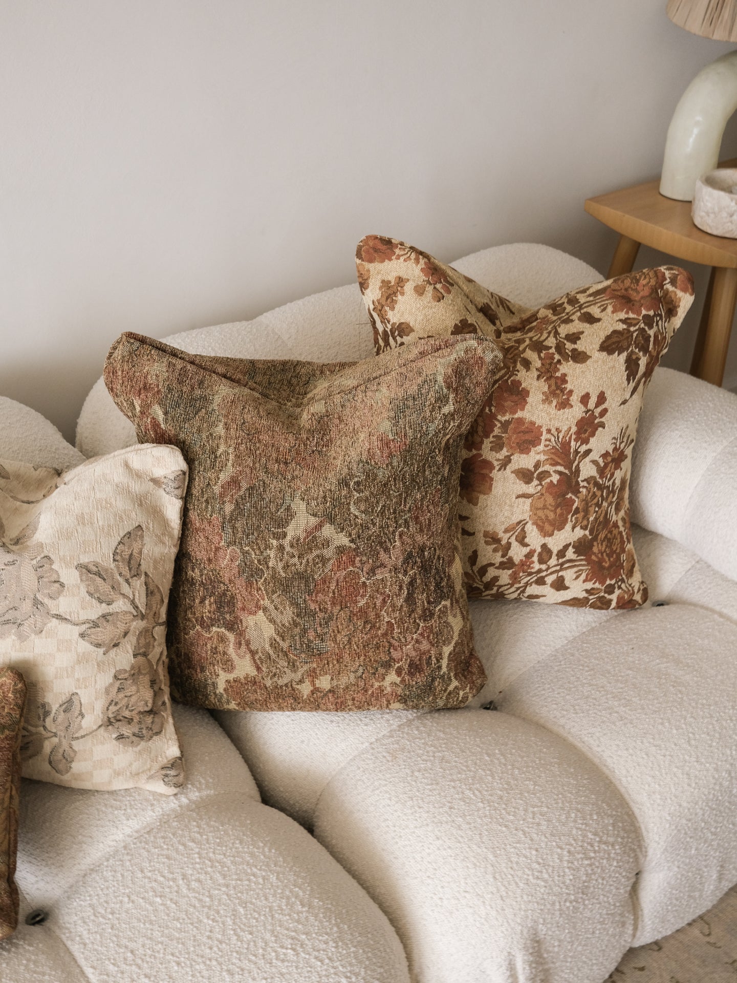 Sylvie Tapestry Pillow - Bluepandahomedecor