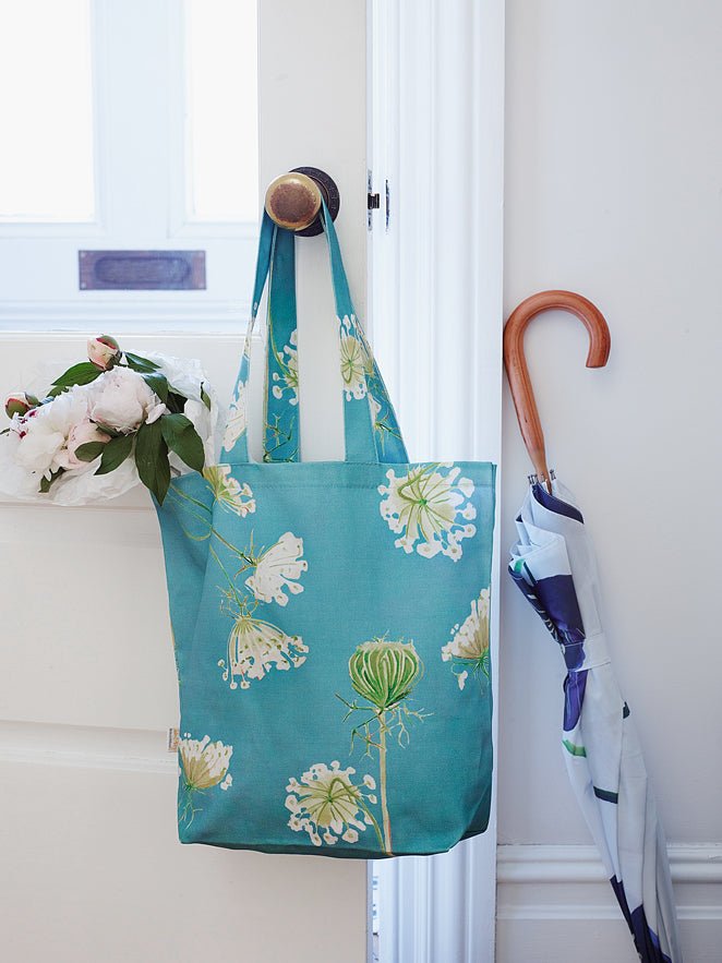 Tote Bag: Queen Anne's Lace on Teal - Bluepandahomedecor