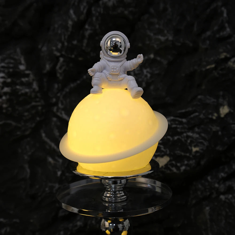 Astronaut Sitting in The Moon Night Light Creative Desktop Luminous Planet Lamp