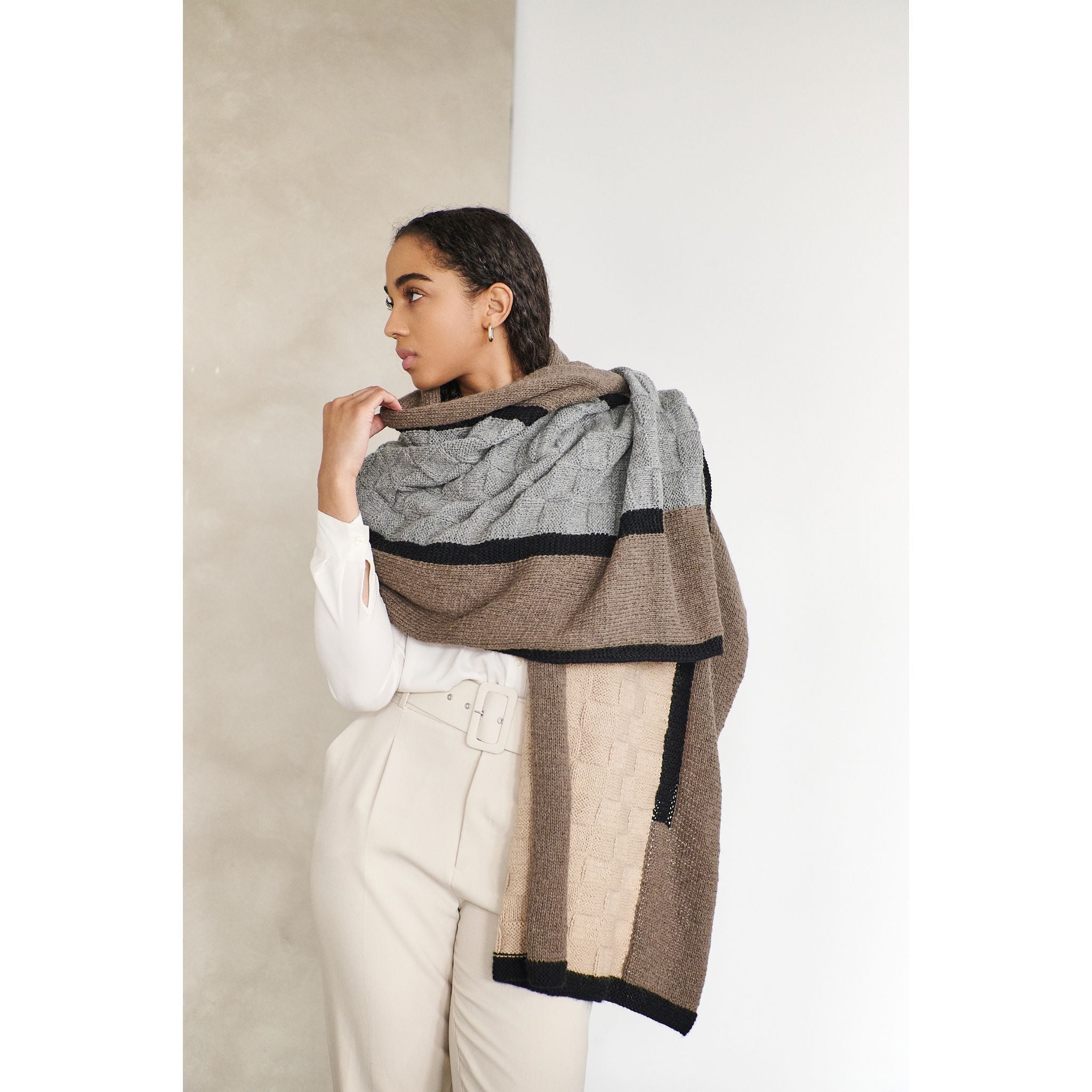 Muhu Brown Gray Hand Knitted Peruvian Alpaca Blanket / Large Plush Scarf - Bluepandahomedecor