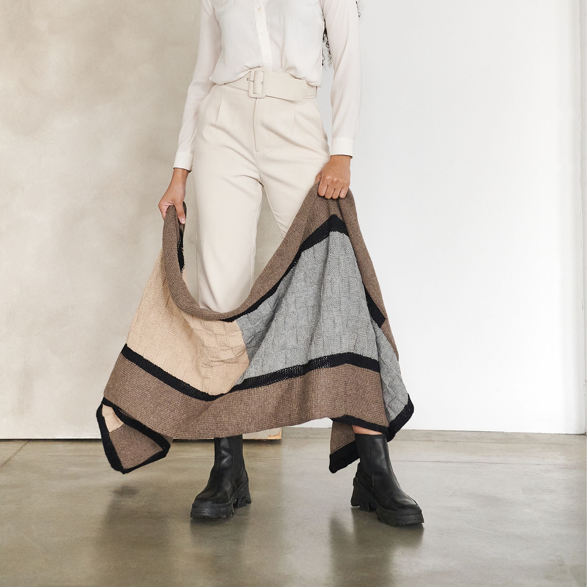 Muhu Brown Gray Hand Knitted Peruvian Alpaca Blanket / Large Plush Scarf - Bluepandahomedecor