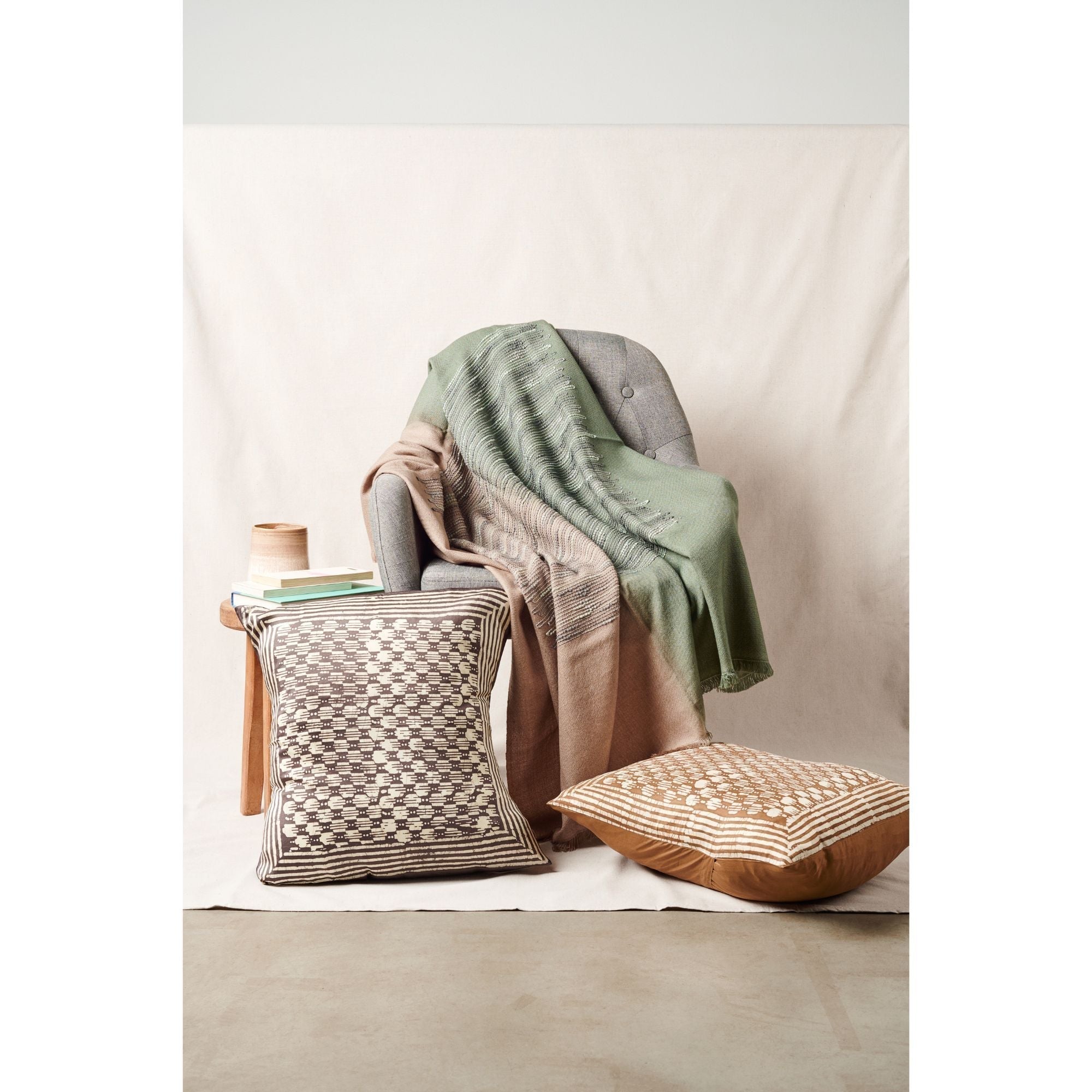 Oasis Hand Crafted Wax Block Print Mulberry Silk Pillow - Bluepandahomedecor