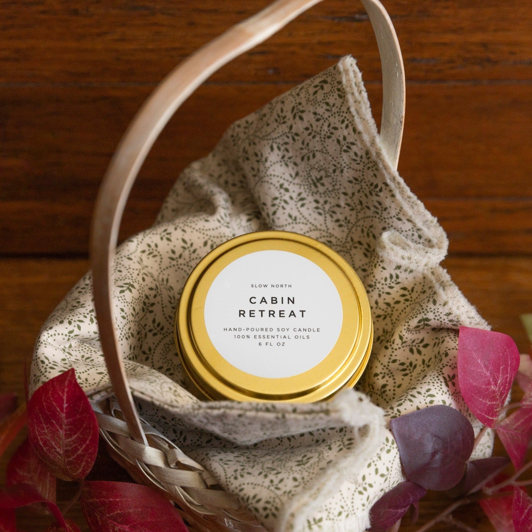 seasonal cabin retreat candle - Cedarwood, Grapefruit & Cinnamon - Bluepandahomedecor